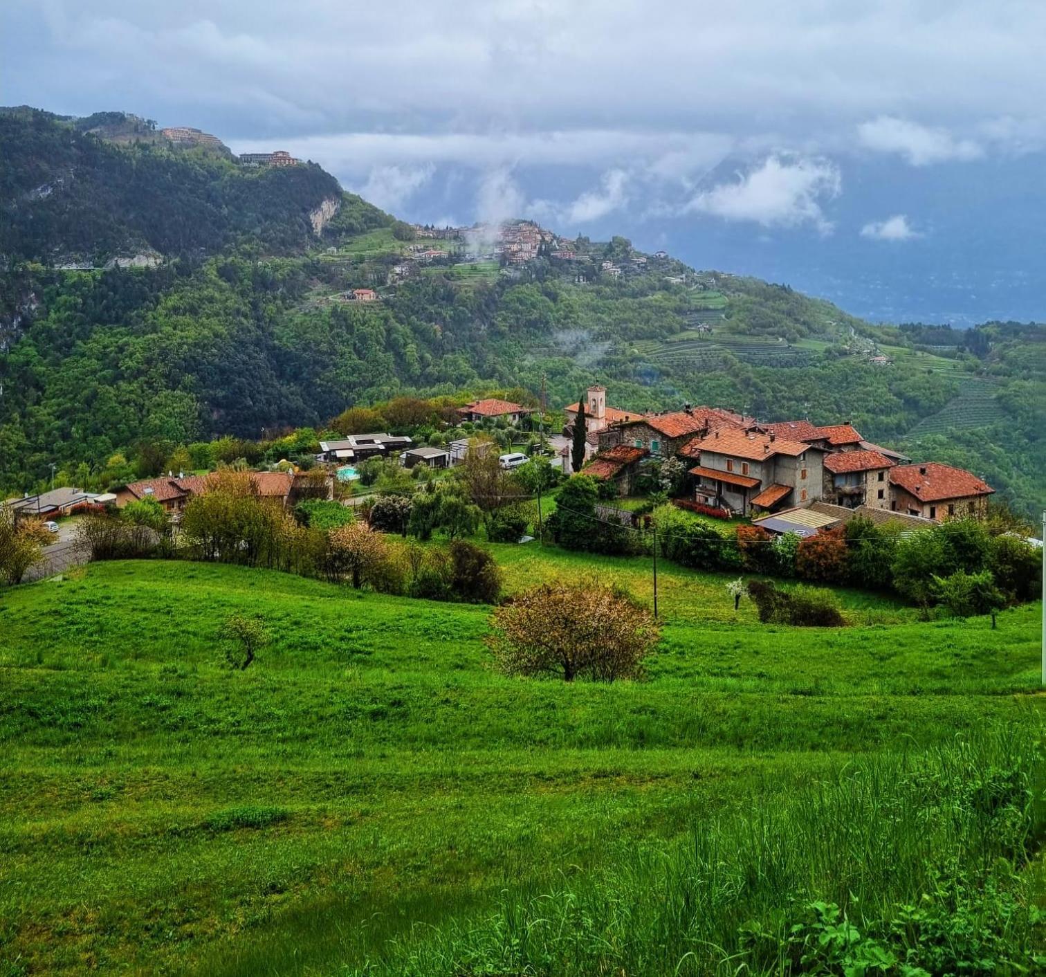 Casa Nel Borgo - Il Picchio Apartment Tremosine ห้อง รูปภาพ